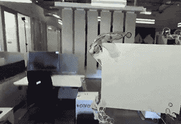 Background is visible through refractive objects in XR